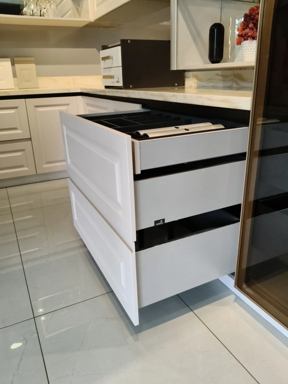 Hettich AvanTech YOU Linear Drawer System (101mm, 187mm, 251mm)